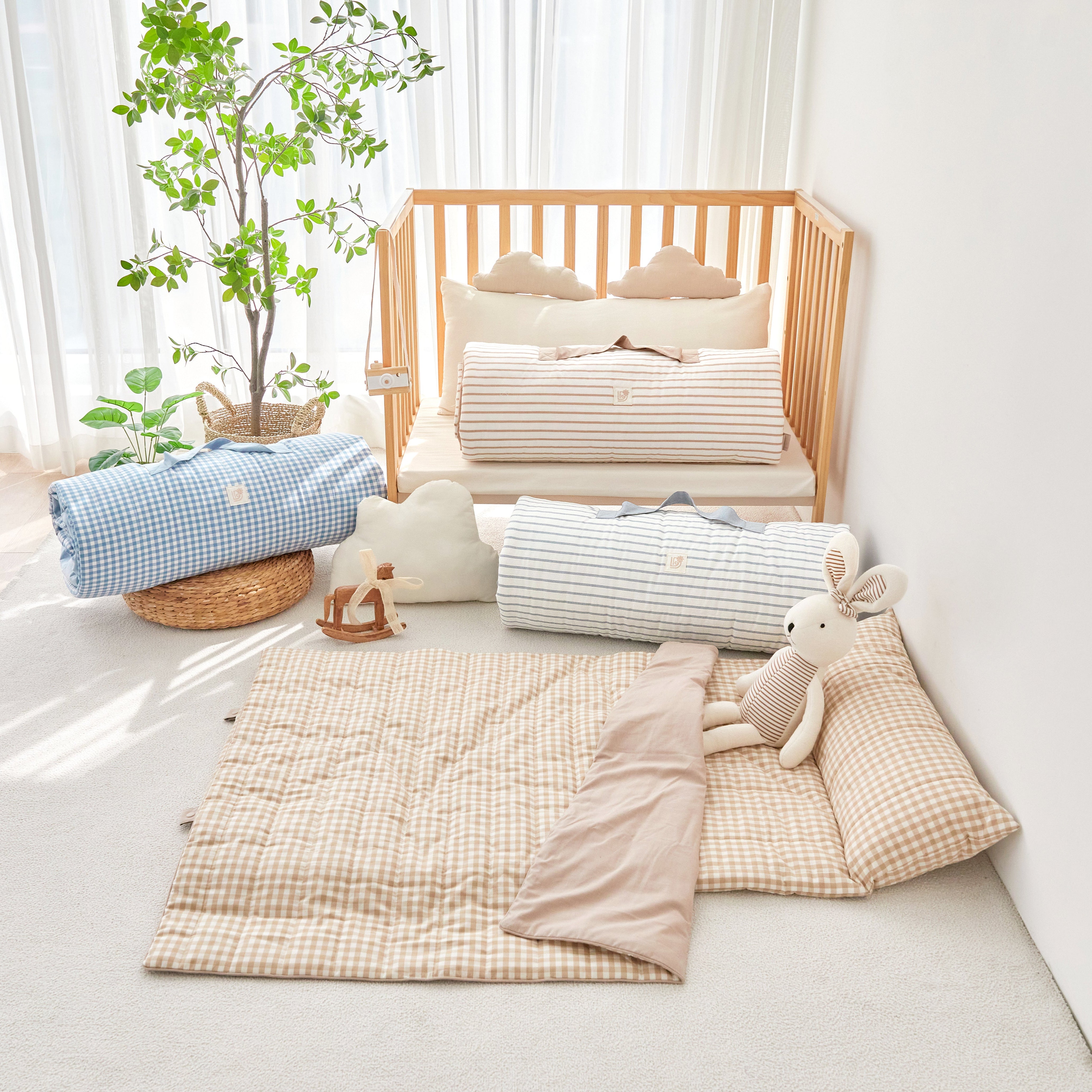Beige brown Gingham checkered and stripe kids portable nap blanket 